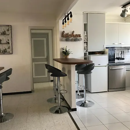 A 15mn Des Plages, Beau Duplex A Perpinhã