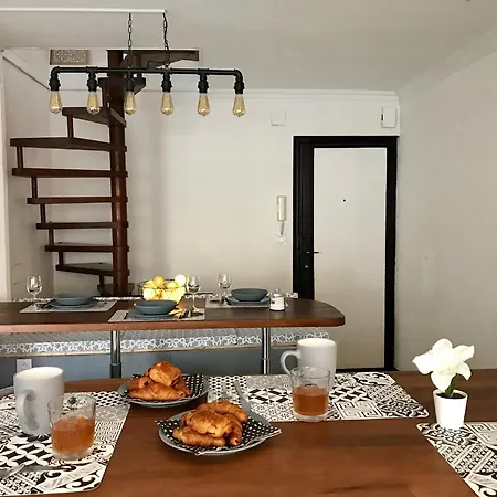 A 15mn Des Plages, Beau Duplex A Apartamento Perpinhã