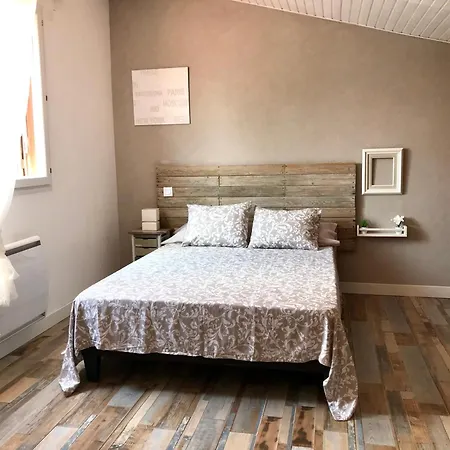 Appartamento A 15mn Des Plages, Beau Duplex A